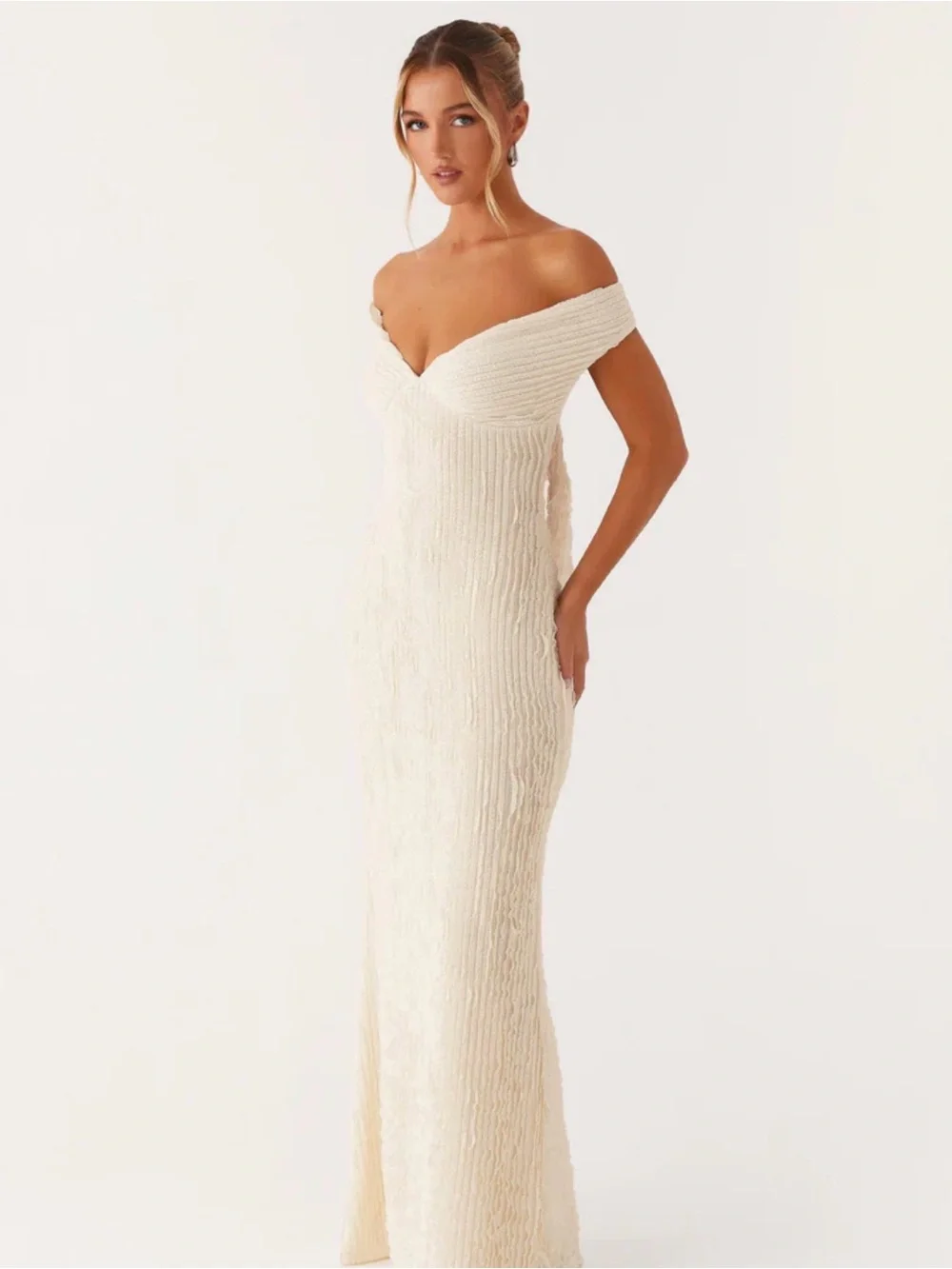 Off-Shoulder Ivory Knit Evening Dress - Picture 3 of 4